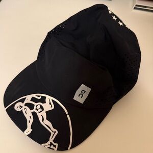 On Running Lightweight Cap - Black with Limited Edition Penn Relays Vinyls
